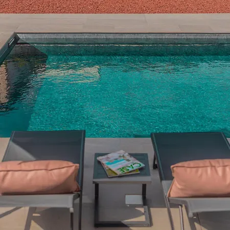 Willa Nahia Collection