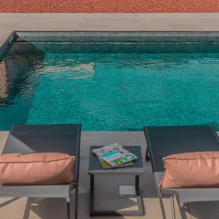 Villa Nahia Collection