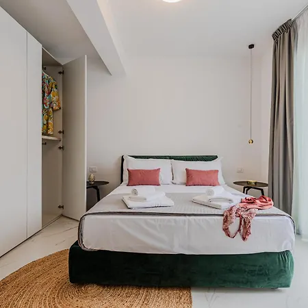 Nahia Collection * Campofelice Di Roccella